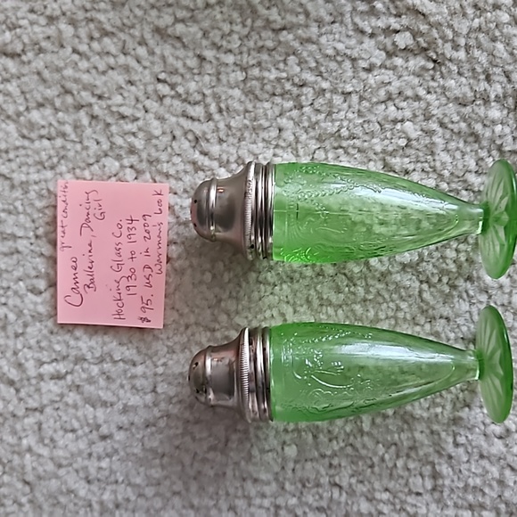 SOLD Green Uranium Depression Glass Cameo,Ballerina,Dancing Girl Salt and Pepper - Picture 5 of 6